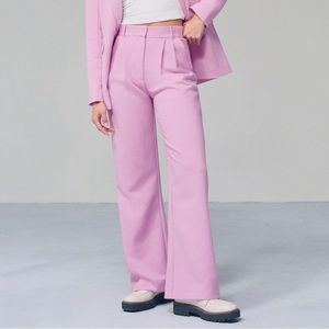 NWOT Abercrombie Sloane tailored pant